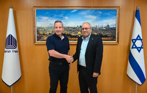 מגבשים תוכנית אסטרטגית לעצמאות כחול לבן 22.7.26